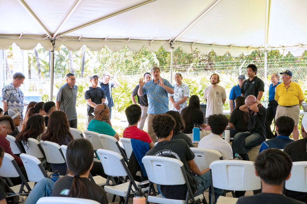 PHNSY &amp; IMF showcase trade skills to Honolulu Community College students