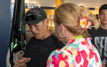 PHNSY &amp; IMF showcase trade skills to Honolulu Community College students