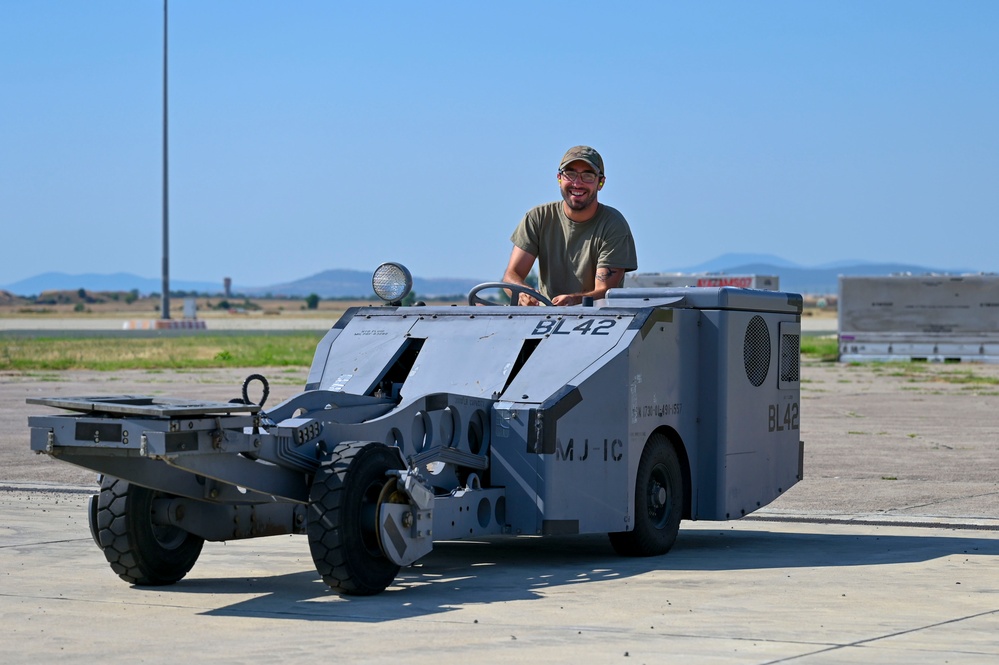 31st MUNS disassembles munitions at Thracian Star 25