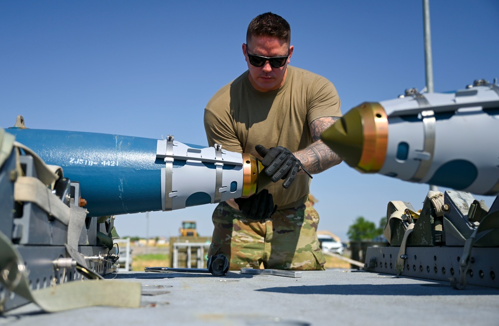31st MUNS disassembles munitions at Thracian Star 25