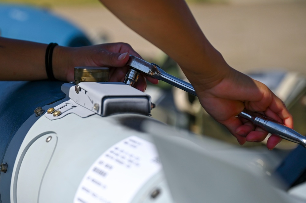31st MUNS disassembles munitions at Thracian Star 25