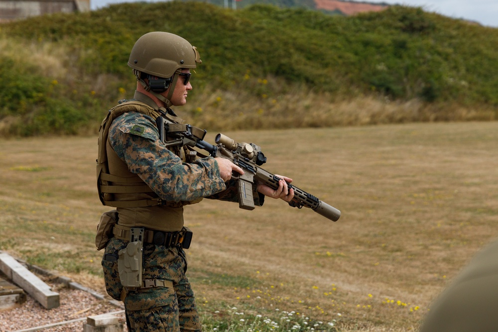 MCST Shoots with Royal Marines