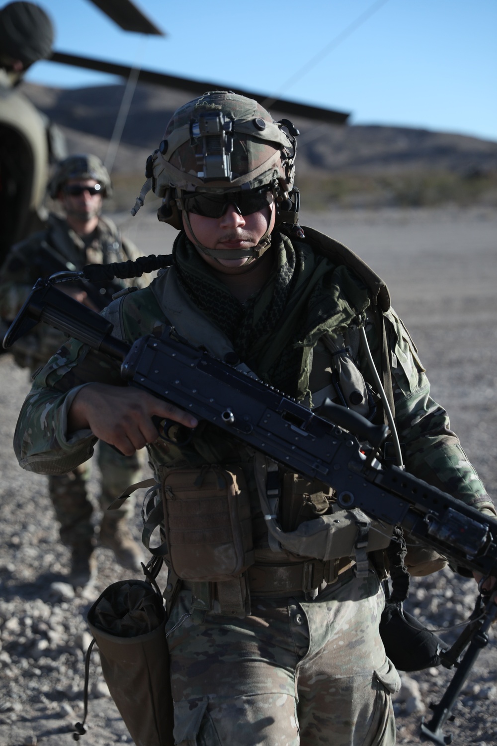 Soldiers with the FLARNG conduct cold unloading and loading training