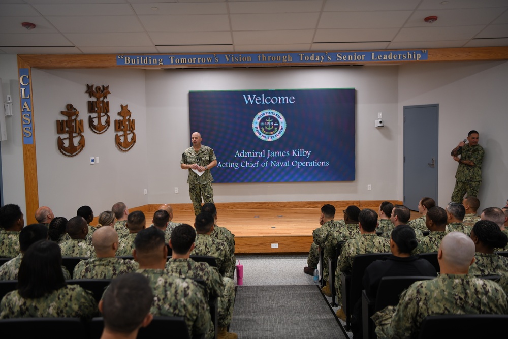 Admiral Kilby speaking to Senior Enlisted Academy Class 286