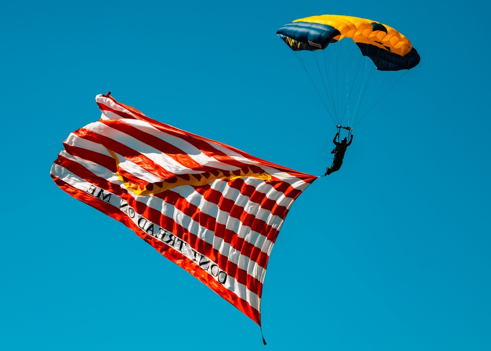 U.S. Navy Leap Frogs Jump Into Ft. D.A. Russell Days