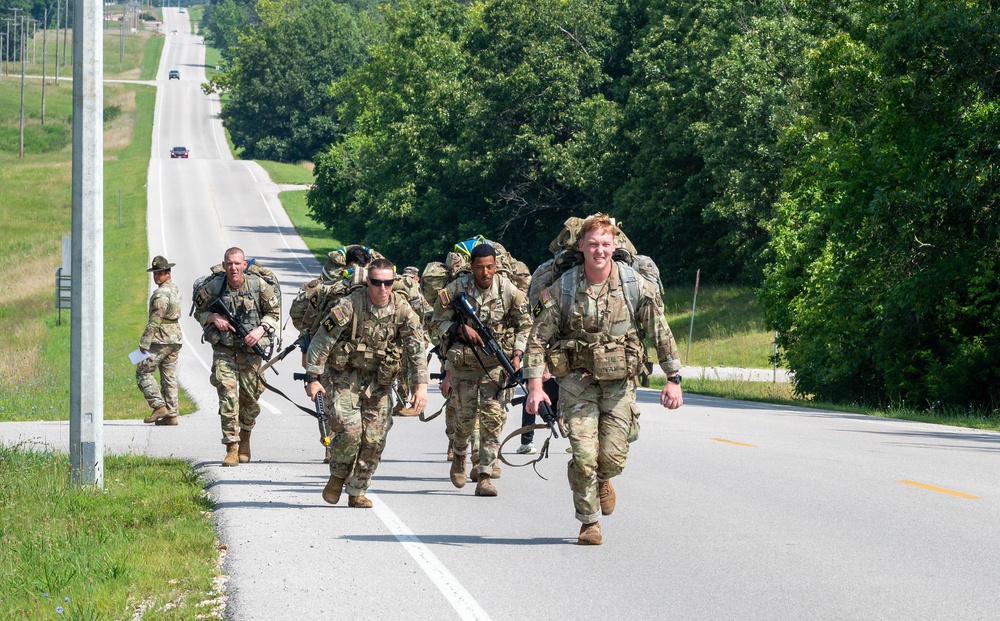 FLW Soldiers compete to be named MSCoE  Drill Sergeant of the Year