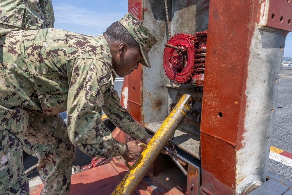 Daily Operations Aboard USS George H.W. Bush (CVN 77)