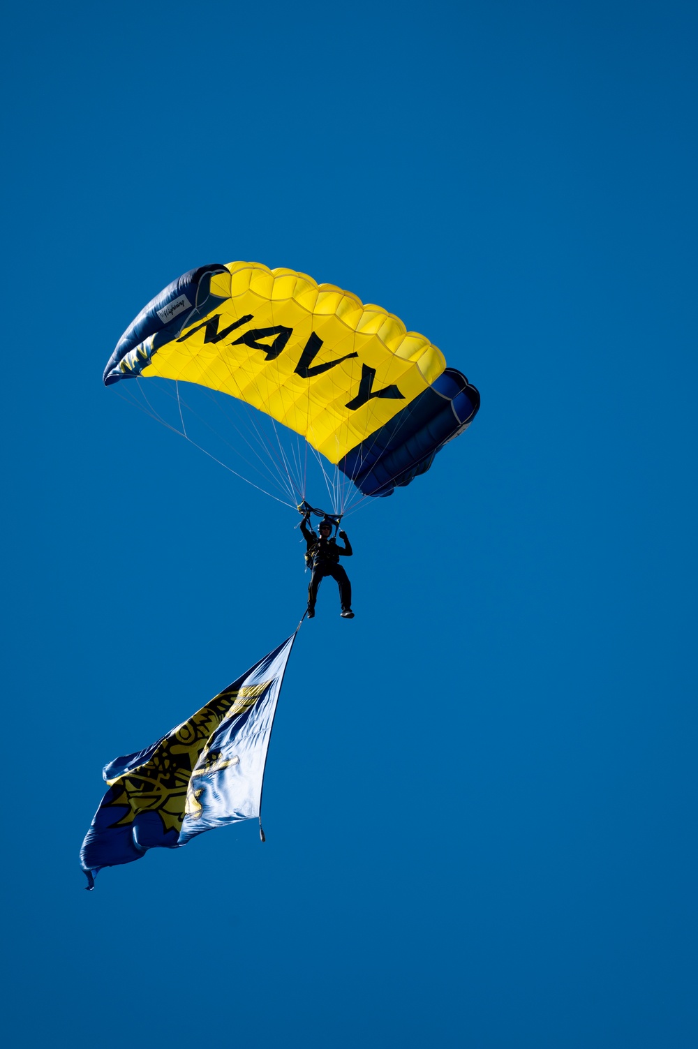 U.S. Navy &amp;quot;Leap Frogs&amp;quot; at Fort D.A. Russell Days