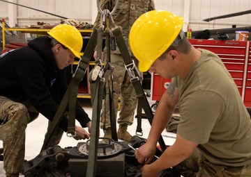 AKARNG Black Hawk maintainers conduct repairs on HH-60M