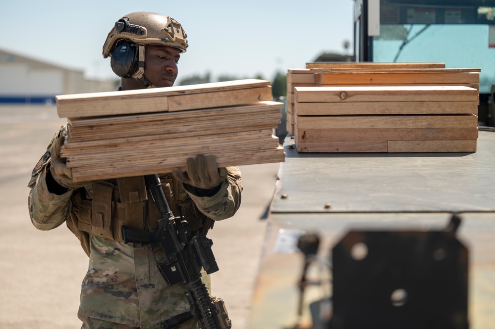 621st CRW shows off mobility expertise during DLE