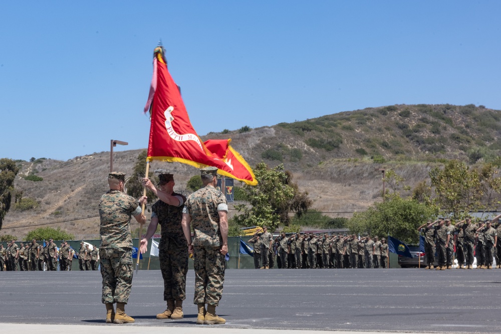 5th Marines holds change of command ceremony