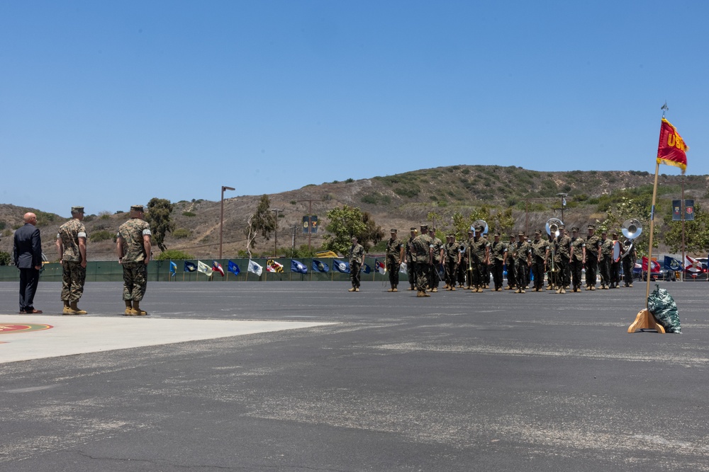 5th Marines holds change of command ceremony
