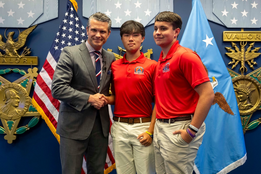 SD Hegseth Speaks to Boys Nation Students