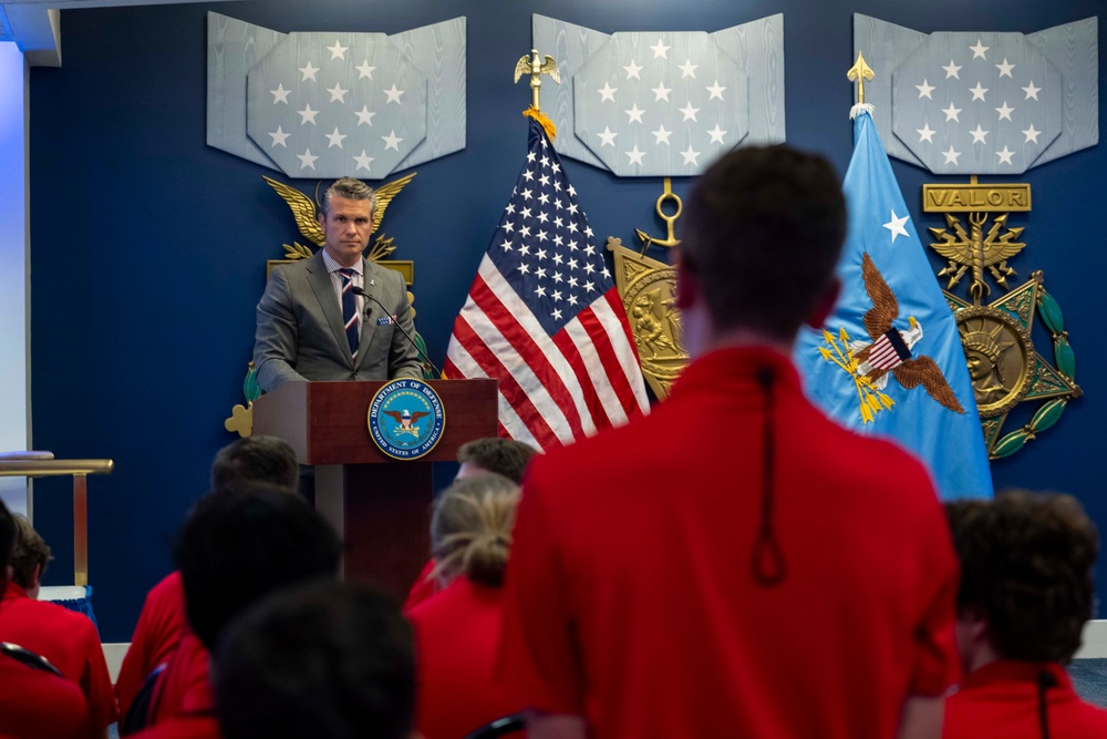 SD Hegseth Speaks to Boys Nation Students