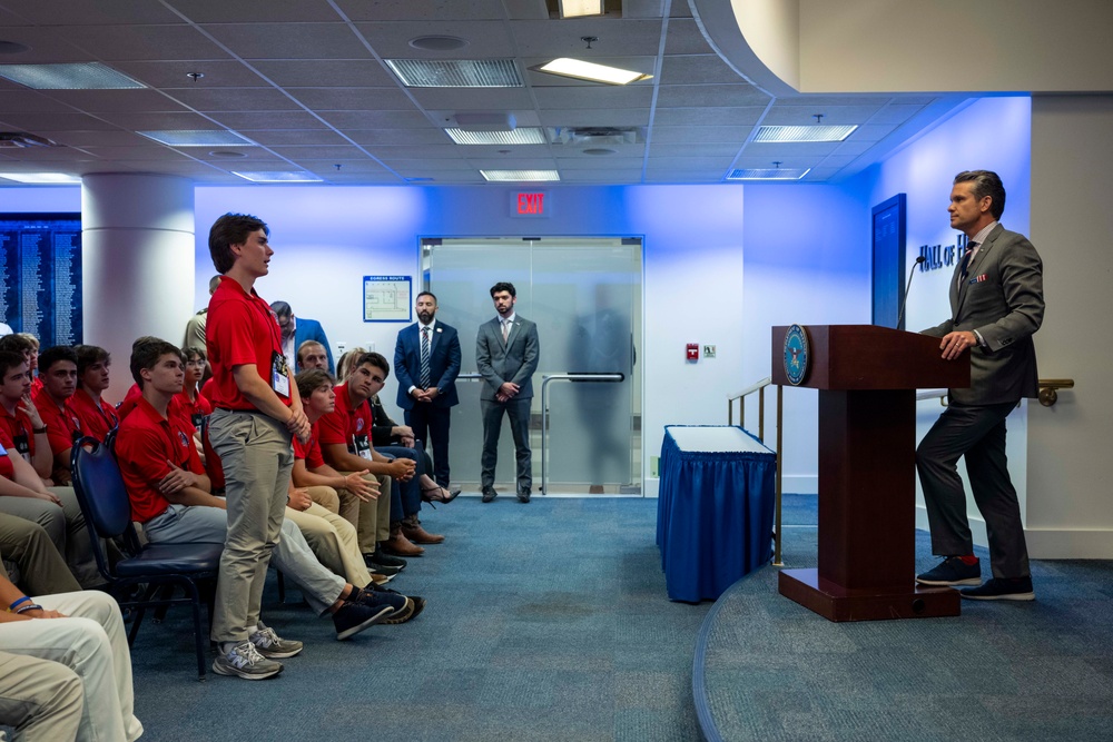 SD Hegseth Speaks to Boys Nation Students