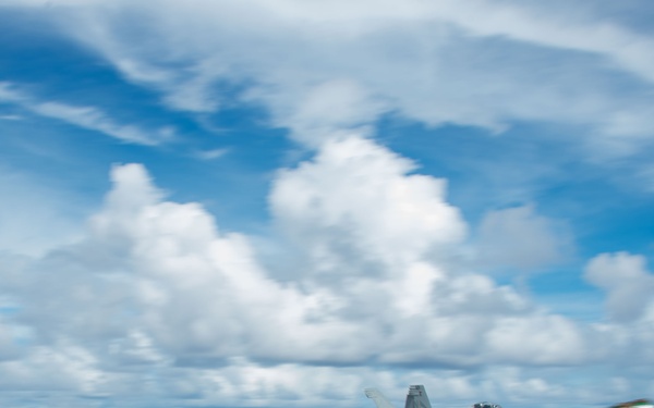 USS Carl Vinson (CVN 70) Conducts Routine Flight Operations in the Philippine Sea