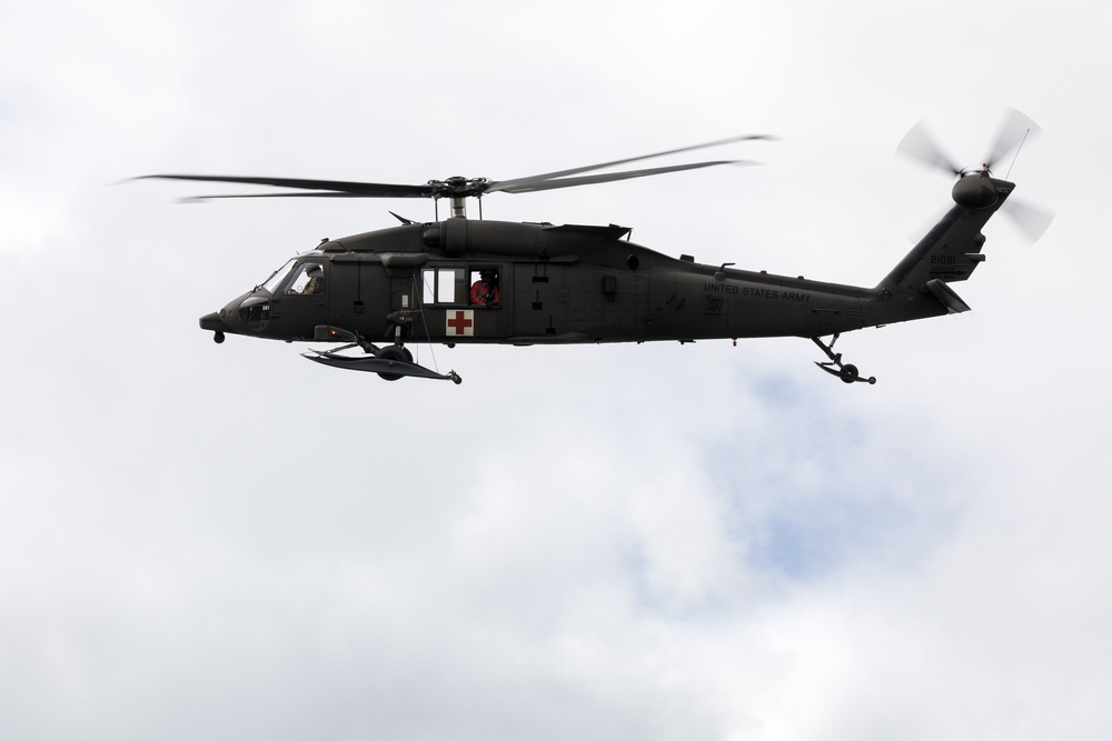 Alaska Army National Guard Black Hawk aviators host mission partners for multi-agency hoist symposium
