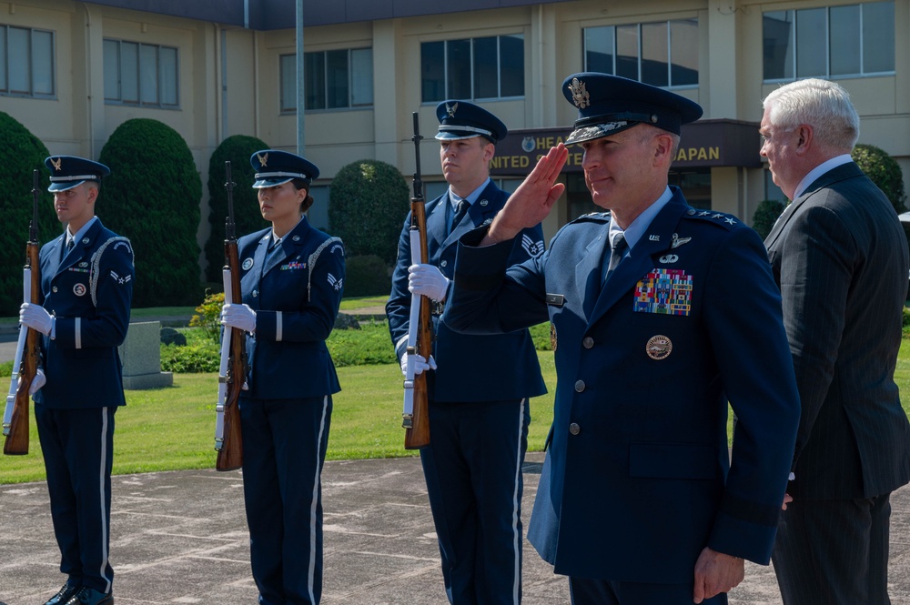Ambassador Glass Visits U.S. Forces Japan