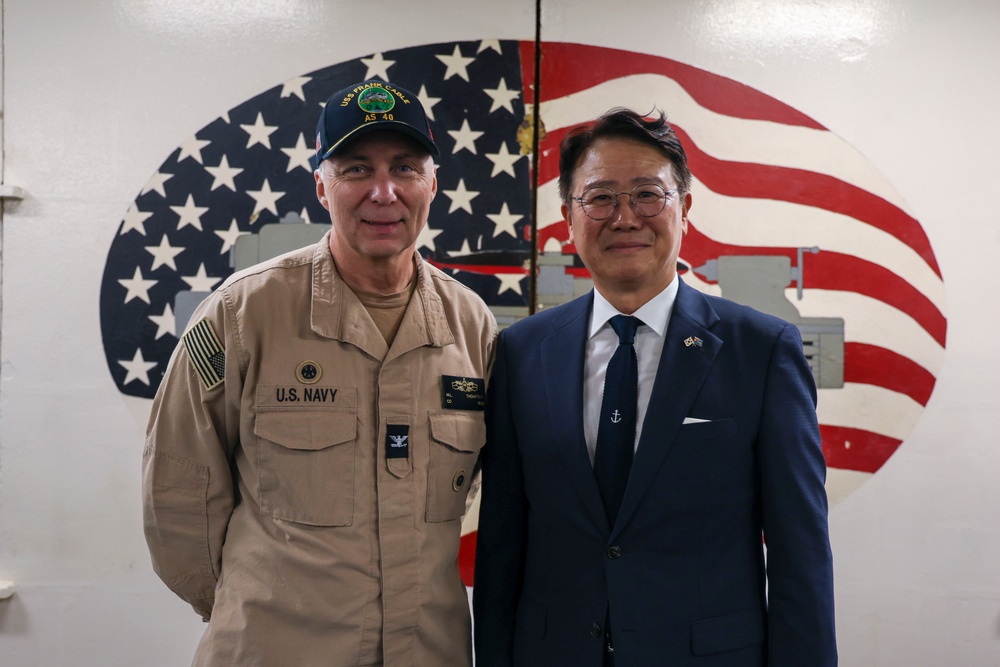 Republic of Korea ambassador to Fiji tours USS Frank Cable (AS 40)
