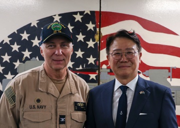 Republic of Korea ambassador to Fiji tours USS Frank Cable (AS 40)