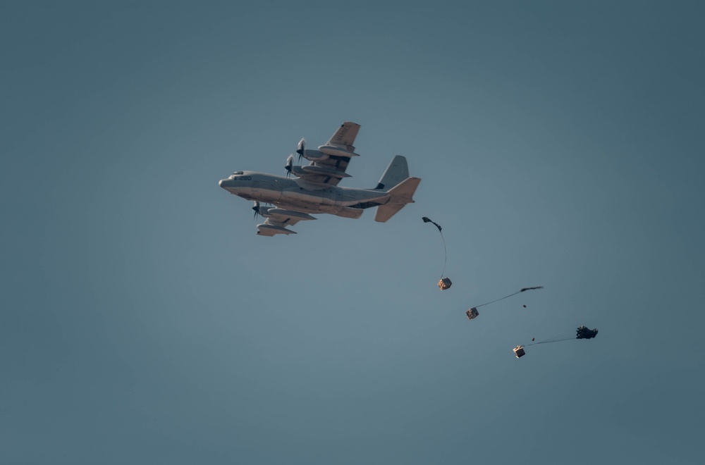 Talisman Sabre 25: MRF-D 25.3, VMGR 153 conducts Aerial resupply