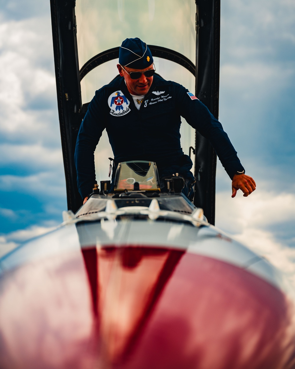 Wings Over Wyoming: Thunderbirds Make Their Entrance
