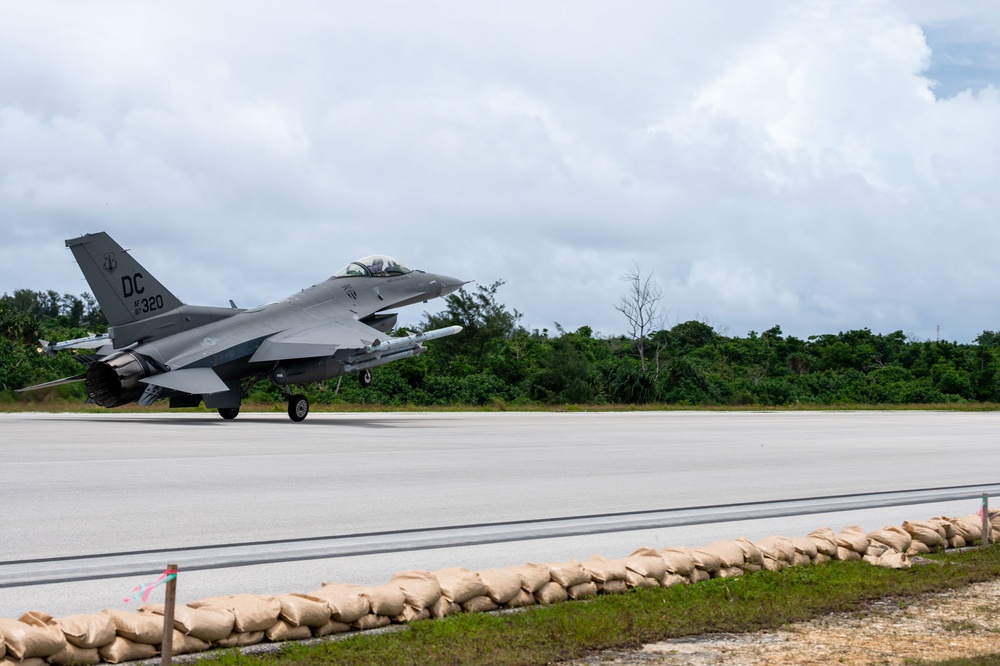 U.S. D.C. Air National Guard F-16 Fighting Falcons assigned to the 121st Fighter Squadron, Joint Base Andrews, Maryland, participate in exercise Resolute Force Pacific