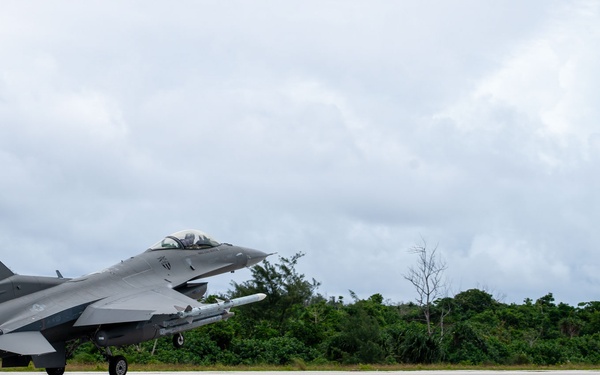 U.S. D.C. Air National Guard F-16 Fighting Falcons assigned to the 121st Fighter Squadron, Joint Base Andrews, Maryland, participate in exercise Resolute Force Pacific
