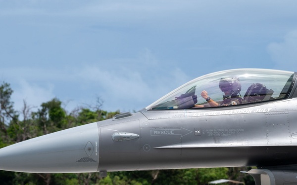 U.S. D.C. Air National Guard F-16 Fighting Falcons assigned to the 121st Fighter Squadron, Joint Base Andrews, Maryland, participate in exercise Resolute Force Pacific