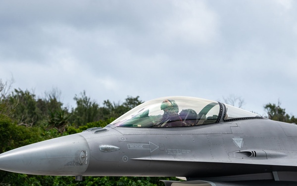 U.S. D.C. Air National Guard F-16 Fighting Falcons assigned to the 121st Fighter Squadron, Joint Base Andrews, Maryland, participate in exercise Resolute Force Pacific