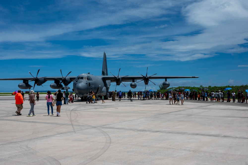 3rd Air Expeditionary Wing team welcomes community members  to a “Pet the Jet” day in Saipan