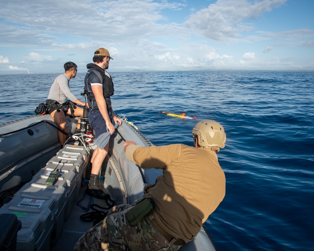 USS John L. Canley and Royal New Zealand Navy Conduct Talisman Sabre AUV Operations