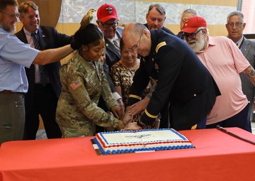 Retired loadmaster first AF inductee into Rigger Hall of Fame