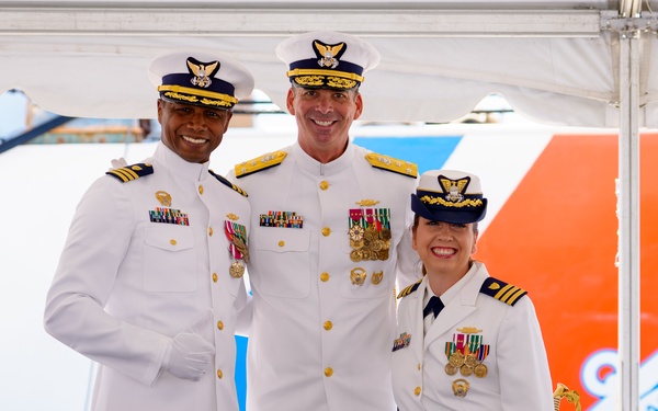 Coast Guard Cutter Campbell holds change-of-command ceremony at Rhode Island home port