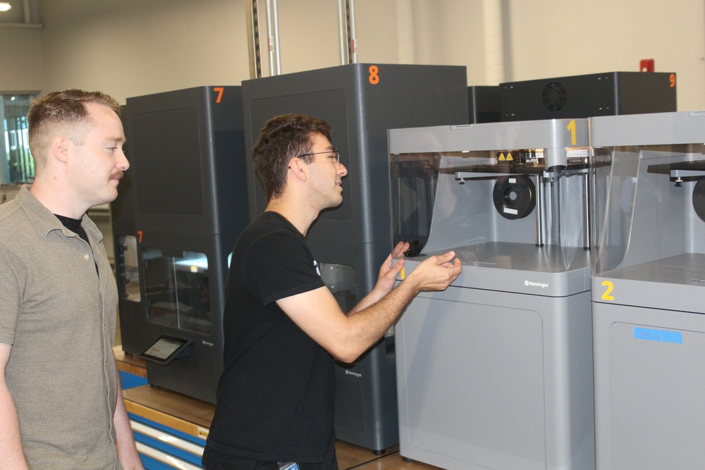 Submariners Receive Accelerated Training in Defense Manufacturing