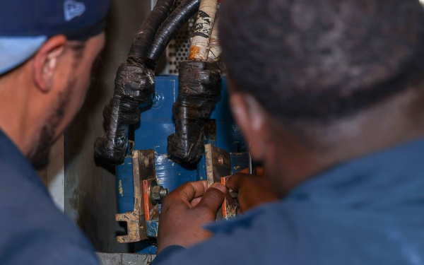 AC Maintenance Aboard USNS Comfort