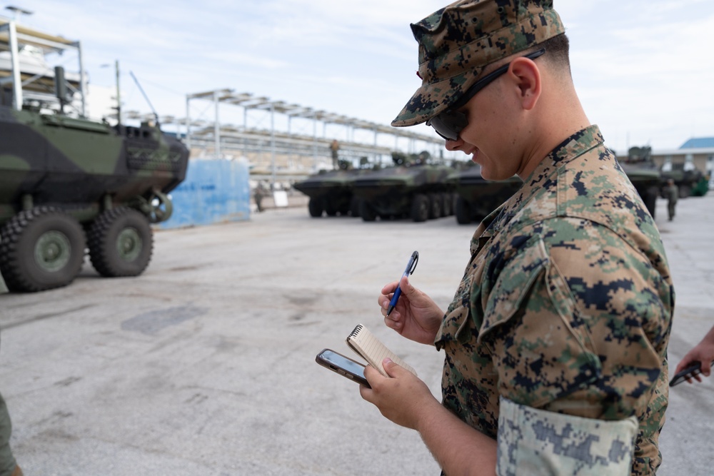 2nd Distribution Support Battalion Assist 2nd AABN’s Well Deck Rehearsal
