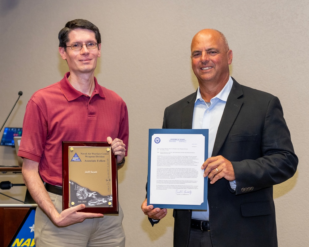 NAWCWD inducts 18 into Fellows Program