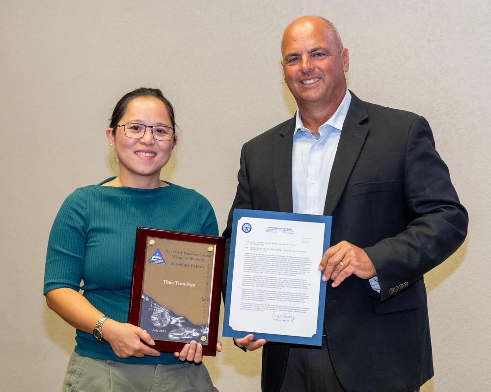 NAWCWD inducts 18 into Fellows Program