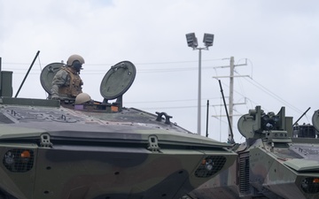2nd Distribution Support Battalion assist 2nd AABN’s Well Deck Rehearsal