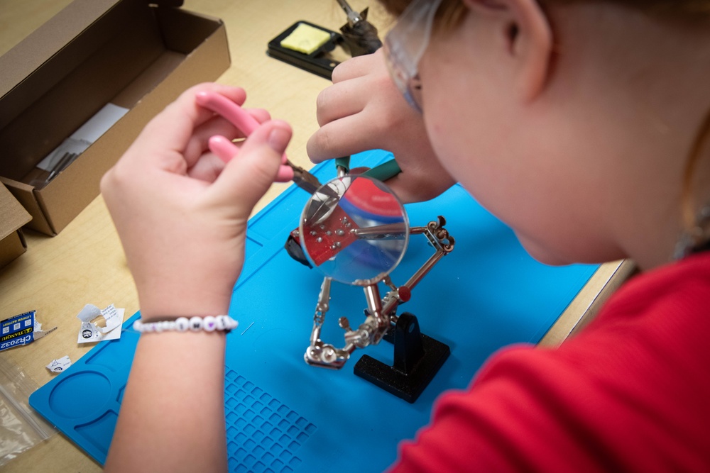 NIWC Atlantic Holds STEM IDEAS Camp
