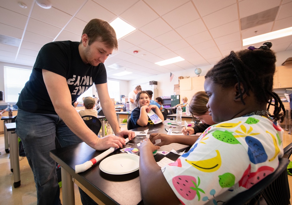 NIWC Atlantic Holds STEM IDEAS Camp