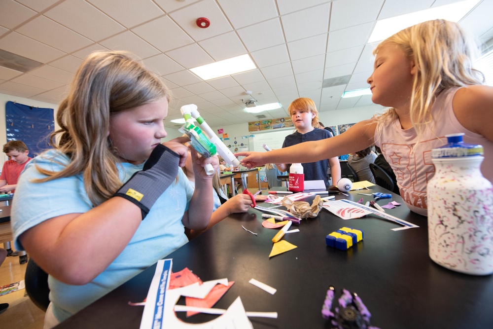NIWC Atlantic Holds STEM IDEAS Camp