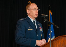70th ISRW welcomes new commander