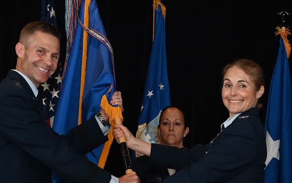 70th ISRW welcomes new commander