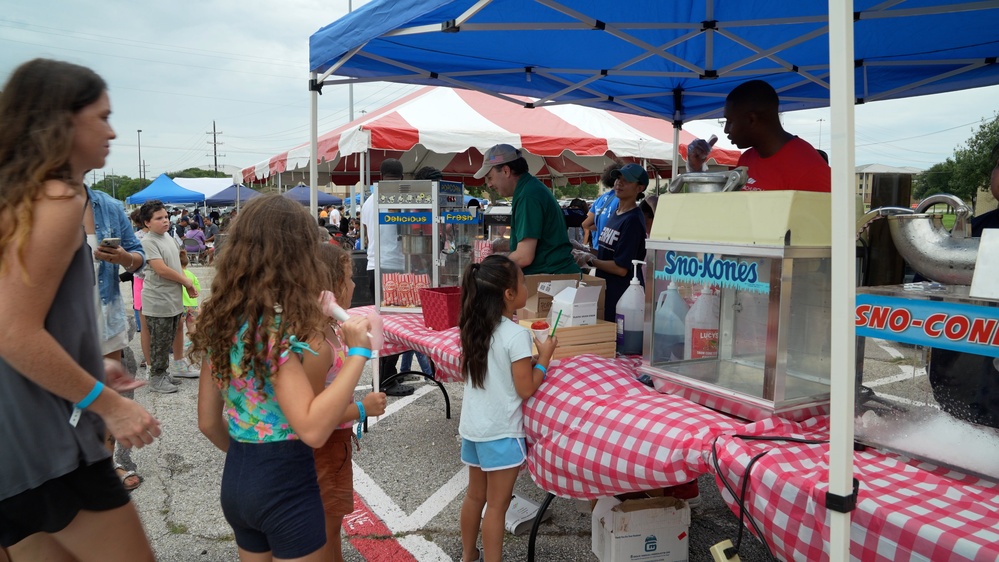 Summer Fun Fest: Foundation connects families
