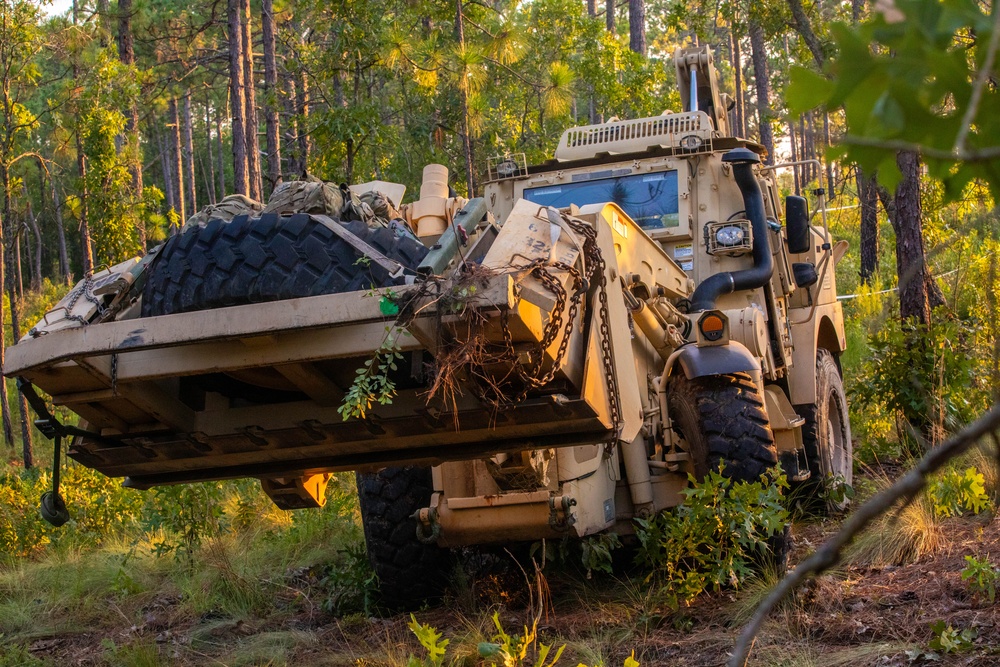 Devil Avalanche: 618th Engineer Support Company &quot;The Nasty&quot; Dig Operations