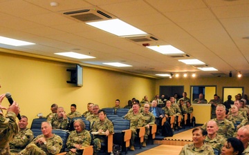 Army Reserve division hosts readiness forum for senior commands