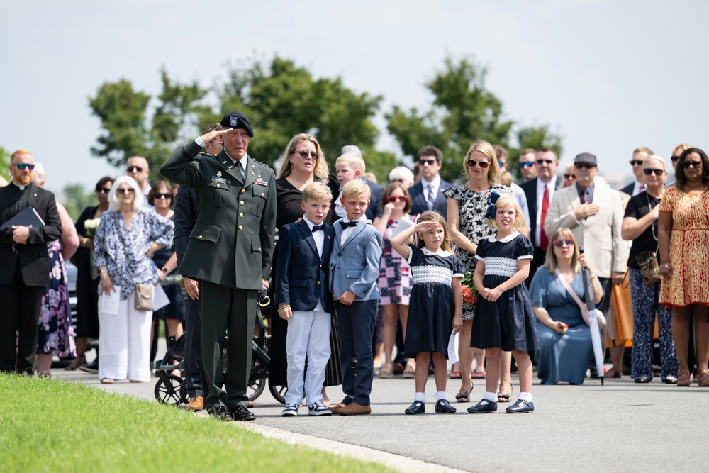 Military Funeral Honors with Escort are Conducted for U.S. Army Retired Col. Rose Marie Edinger in Section 75