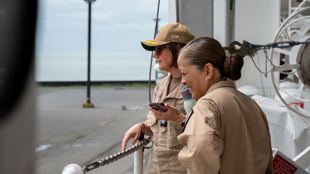 USNS Comfort Arrives in Costa Rica